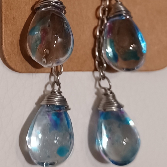 TEARDROP MURANO GLASS WIRED EARRINGS - Picture 4 of 5